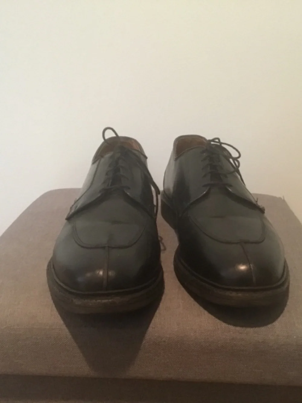 Beautiful black Allen Edmonds split toe Vibram Sole formal derby shoes